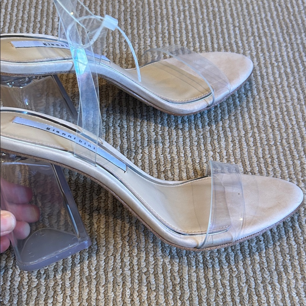 NWT Gianni Bini liyra Tan and Clear vinyl black heel Sandals size 8.5 - Picture 10 of 13